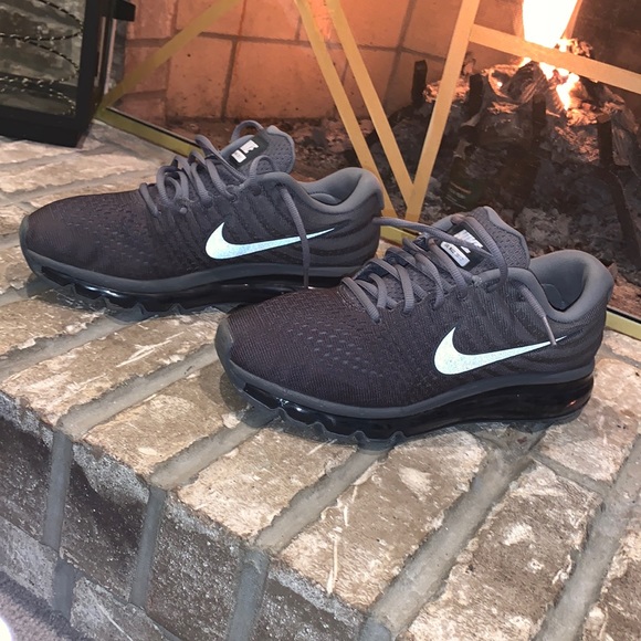 Nike Other - Nike Air Max 2017